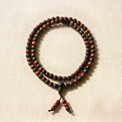 Karungli & Red Sandalwood Jap Mala – 108 Bead Combination Mala | Ishwar Tattva